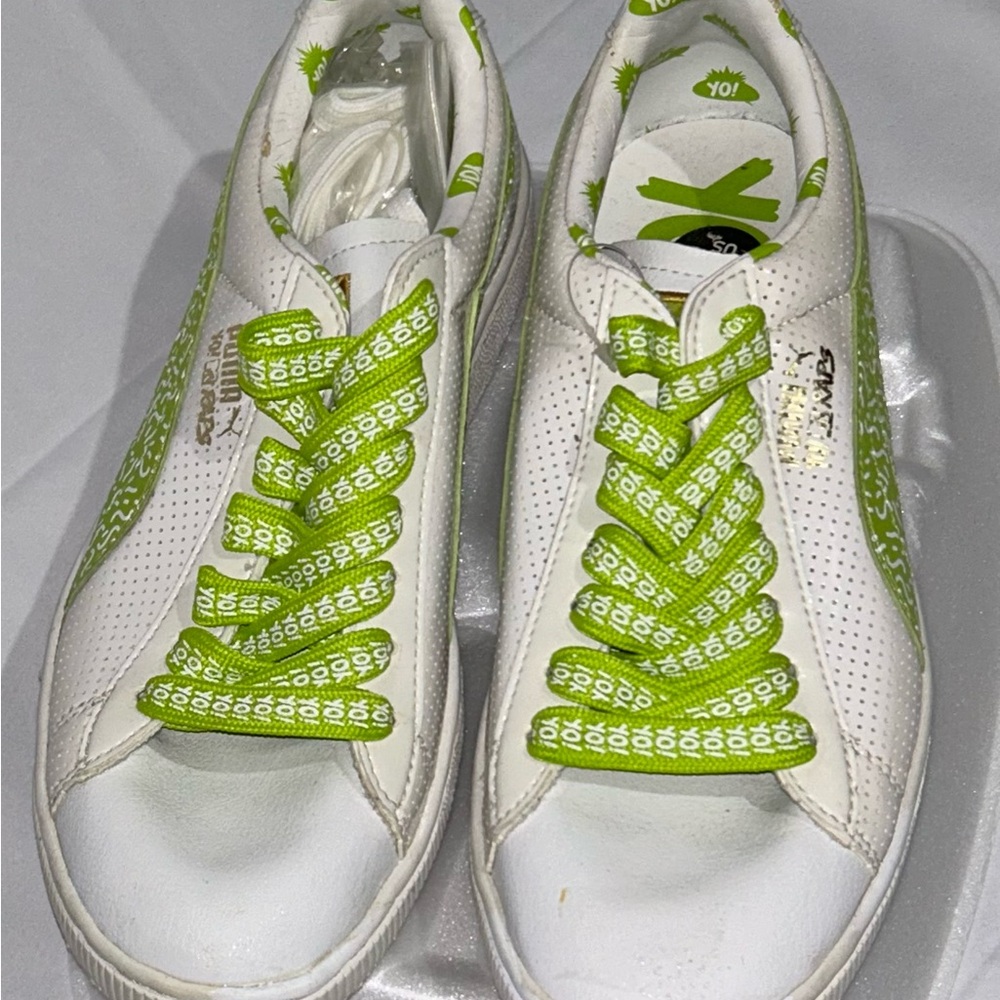 Puma White and Green Sneakers with Unique Laces